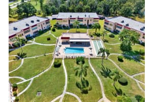 108 Dogwood Cir, SEMINOLE