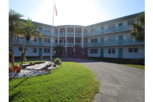 1900 59th Ave N #312, ST PETERSBURG