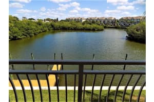 8804 Bay Pointe Dr #204, TAMPA