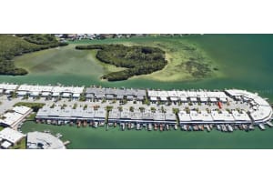 636 Boca Ciega Point Blvd S, ST PETERSBURG