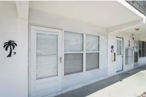 1221 Drew St #b9, CLEARWATER