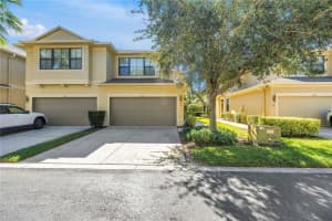 1124 118th Ter N, ST PETERSBURG