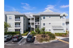 6826 Stones Throw Cir N #11206, ST PETERSBURG