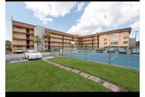 5820 N Church Ave #348, TAMPA 5820 N Church Ave #348, TAMPA