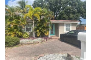 2133 43rd Ave N, ST PETERSBURG