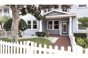 381 1st Ave Sw, LARGO 381 1st Ave Sw, LARGO