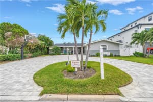 196 1st St W, TIERRA VERDE