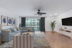 521 Pinellas Bayway S #202, ST PETERSBURG