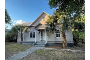 1006 E 17th Ave, TAMPA