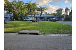 2446 Fairway Ave S, ST PETERSBURG