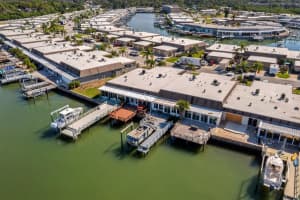 511 Boca Ciega Point Blvd N, ST PETERSBURG