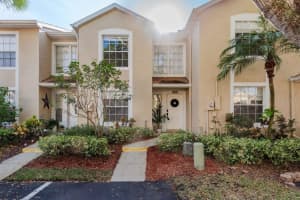 2213 Andover Cir, PALM HARBOR