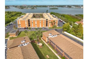 12760 Indian Rocks Rd #601, LARGO