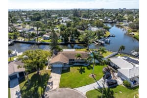 4812 Venetian Pl Ne, ST PETERSBURG