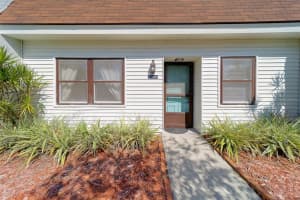 13827 Mission Oaks Blvd, SEMINOLE