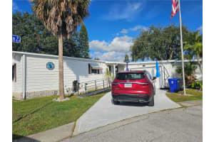 101 Dolphin Dr N, OLDSMAR