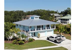 406 Shore Dr W, OLDSMAR 406 Shore Dr W, OLDSMAR