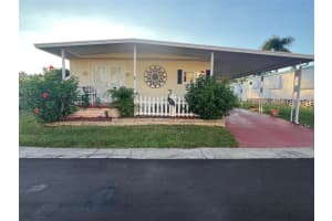 29250 Us Highway 19 N #141, CLEARWATER 29250 Us Highway 19 N #141, CLEARWATER