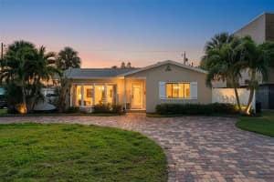281 44th Ave, ST PETE BEACH