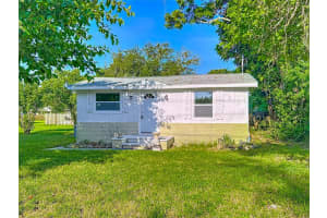 317 Jessica St S, NOKOMIS