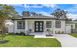 1730 30th St S, ST PETERSBURG