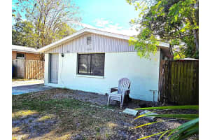 6886 49th Ave N, ST PETERSBURG 6886 49th Ave N, ST PETERSBURG