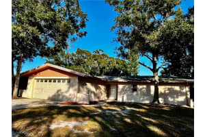 7401 21st St N, ST PETERSBURG