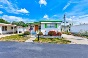 27466 Us Highway 19 N #56, CLEARWATER