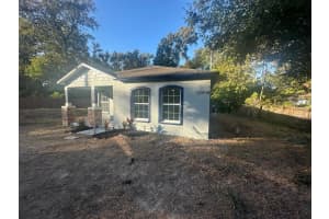 10904 Park Dr, RIVERVIEW