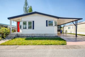 72 Pelican Dr E, OLDSMAR