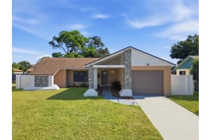 1202 Greenlea Dr, HOLIDAY