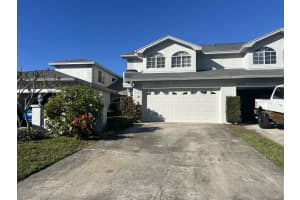 2570 Northfield Ln, CLEARWATER