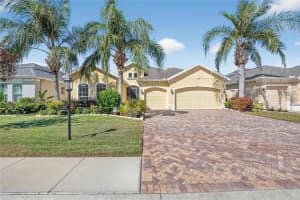 1616 Emerald Dunes Dr, SUN CITY CENTER