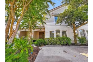 4775 Terrasonesta Dr, DAVENPORT