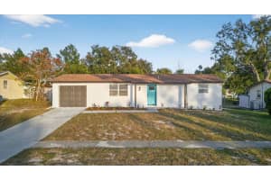 9748 Bayside Ct, SPRING HILL