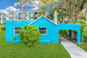 762 30th Ave S, ST PETERSBURG