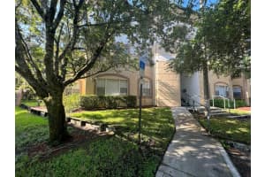 17106 Carrington Park Dr #605, TAMPA