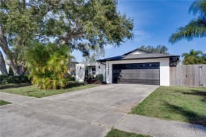 13469 Sol Vista Dr, LARGO