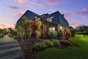 9386 Tradewinds Ave, SEMINOLE