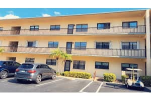 7951 58th Ave N #208, ST PETERSBURG