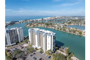 9495 Blind Pass Rd #304, ST PETE BEACH