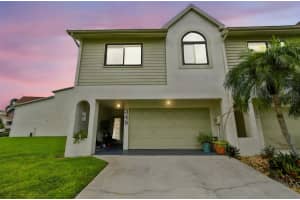 549 Walden Ct, DUNEDIN