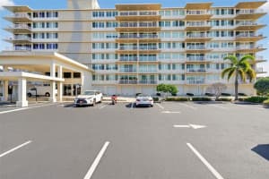 223 Island Way #6d, CLEARWATER BEACH