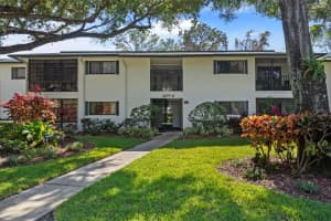 3277 Fox Chase Cir N #105, PALM HARBOR