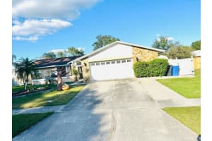 522 Wynnwood Dr, BRANDON