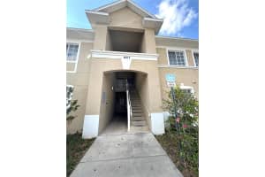 6017 Portsdale Pl #202, RIVERVIEW