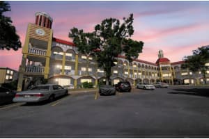 2430 Florentine Way #44, CLEARWATER