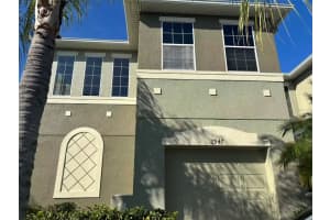 2947 Willowleaf Ln, WESLEY CHAPEL