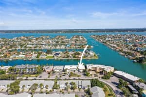 11655 3rd St E #19, TREASURE ISLAND