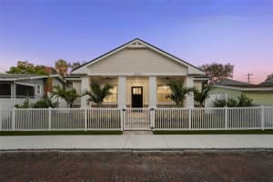 324 3rd Ave N, SAFETY HARBOR